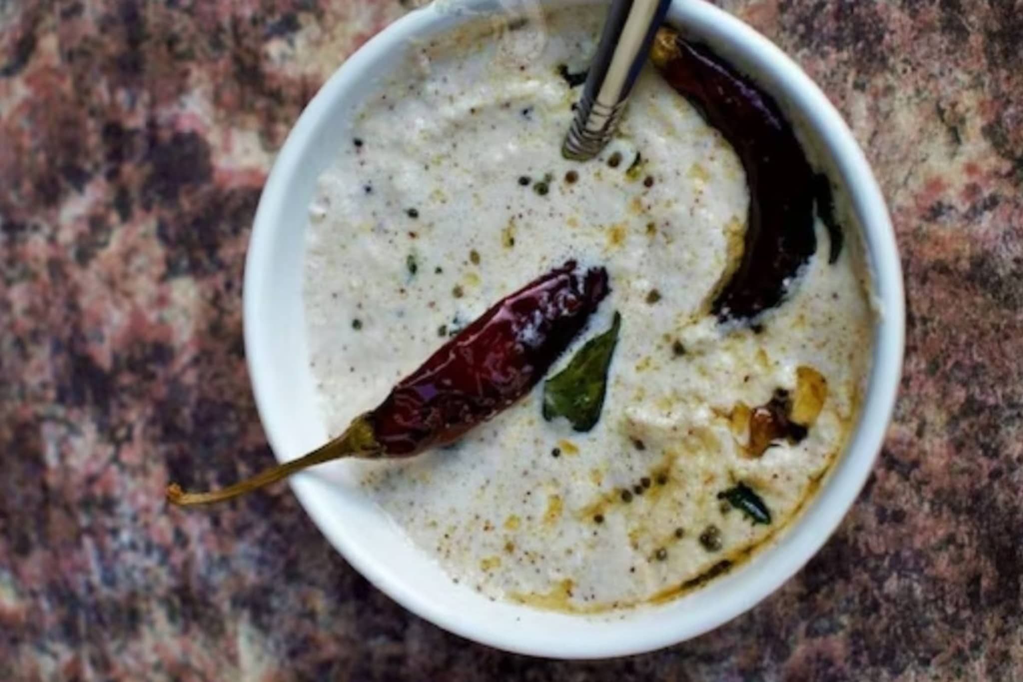 घरी बनवा इंस्टंट चटणी पावडर; फक्त पाणी घाला आणि 2 मिनिटांत तयार घरी बनवा इंस्टंट चटणी पावडर; फक्त पाणी घाला आणि 2 मिनिटांत तयार