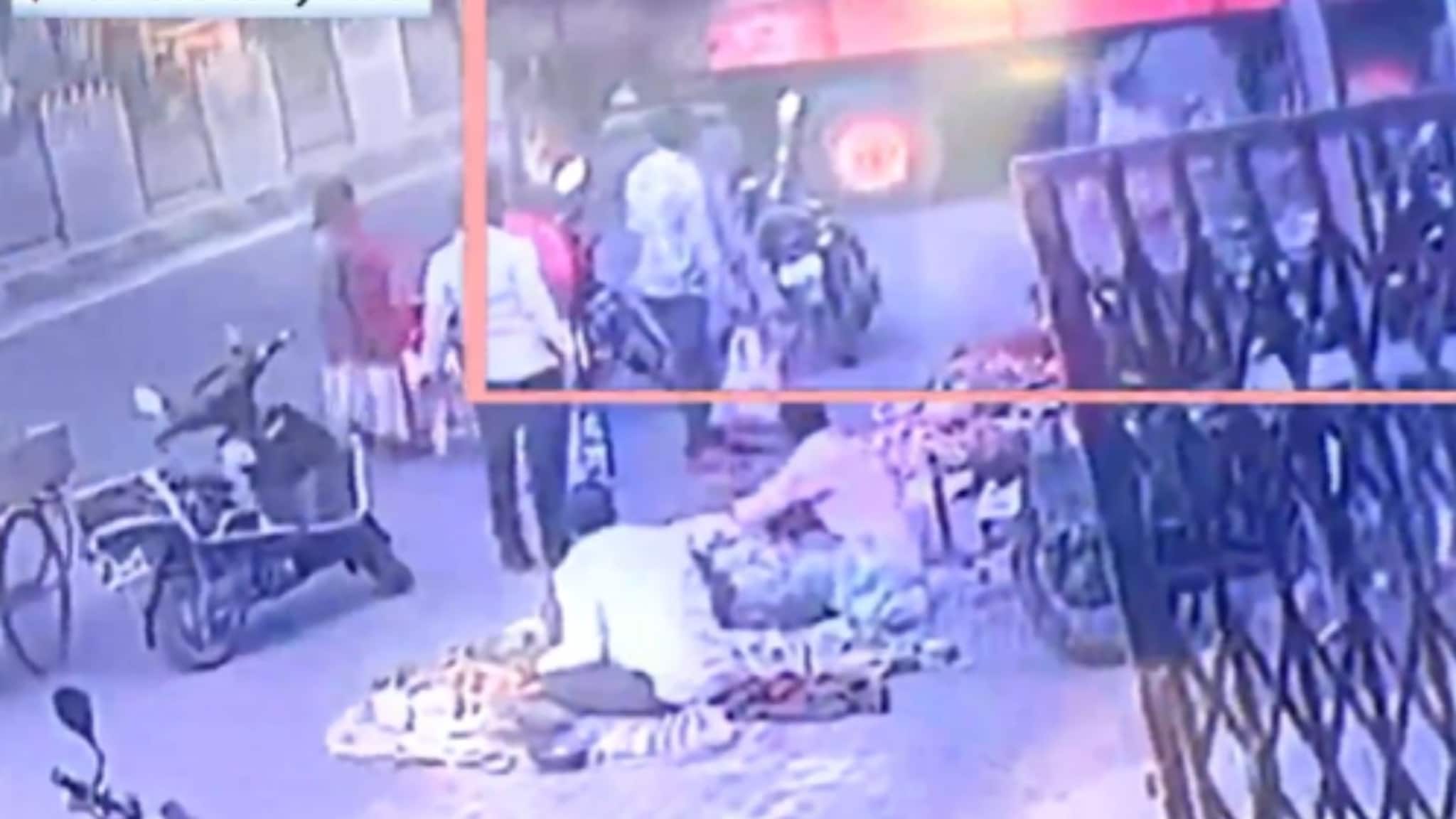 बीडमध्ये आठवडी बाजारात ट्रॅक्टरचा अपघात, थरारक Video