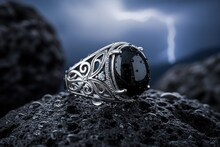 Silver Tips: प्रत्येकालाच चांदी लाभत नाही! राशीनुसार कोणत्या राशींना वरदान, कोणाला होते नुकसान?