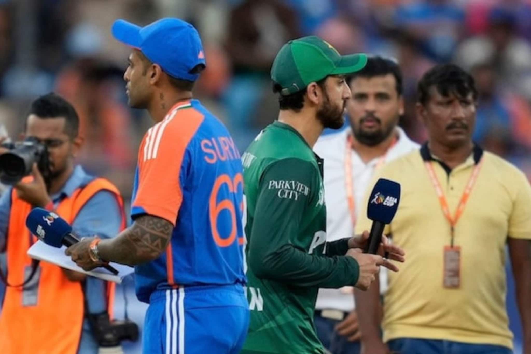 पाकिस्तानची नवी नौटंकी, 2 पॉईंट्ससाठी टीम इंडियासमोर ठेवला एकच ऑप्शन!