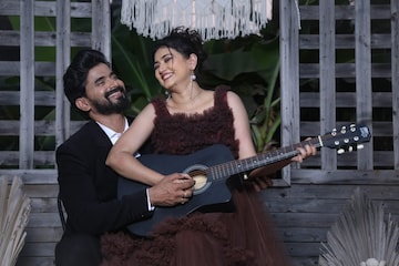 'लग्नानंतरचं प्रेम' अन् हटके प्री-वेडिंग! जिवांदिनी-काव्यार्थचा लूक चर्चेत,PHOTO