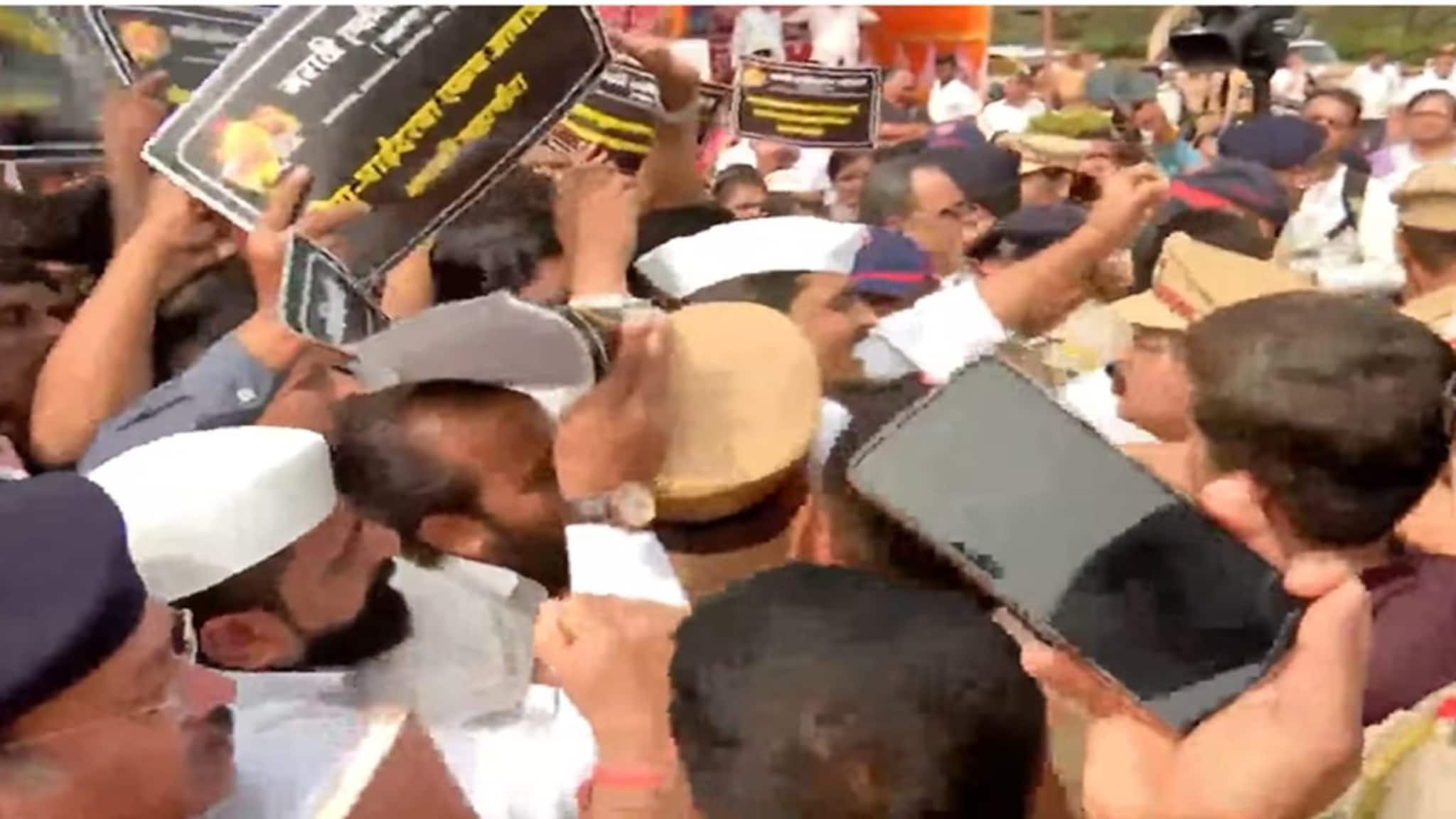 VIDEO | मीरा भाईदरमध्ये मराठीच महापौर हवा! नागरिकांचा तुफान राडा, जोरदार घोषणा