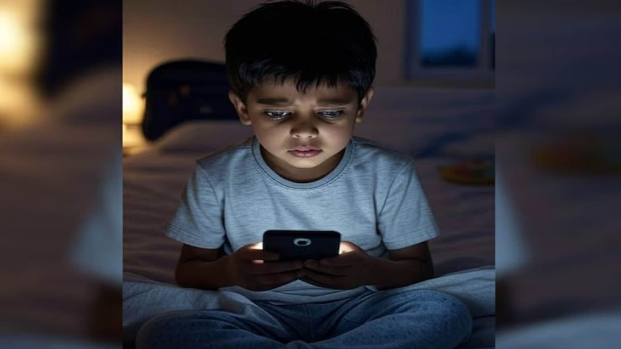 तुमचं मुल वारंवार फोन मागतं का? फॉलो करा 3 ट्रिक, सुटेल सवय