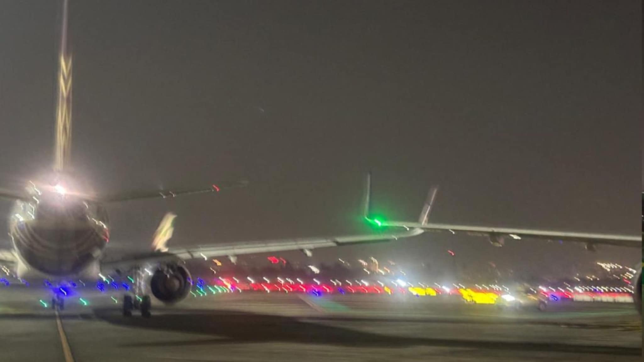 VIDEO| मुंबई विमानतळावर दोन विमानं एकमेकांना कशी धडकली? पाहा थरारक दृश्य