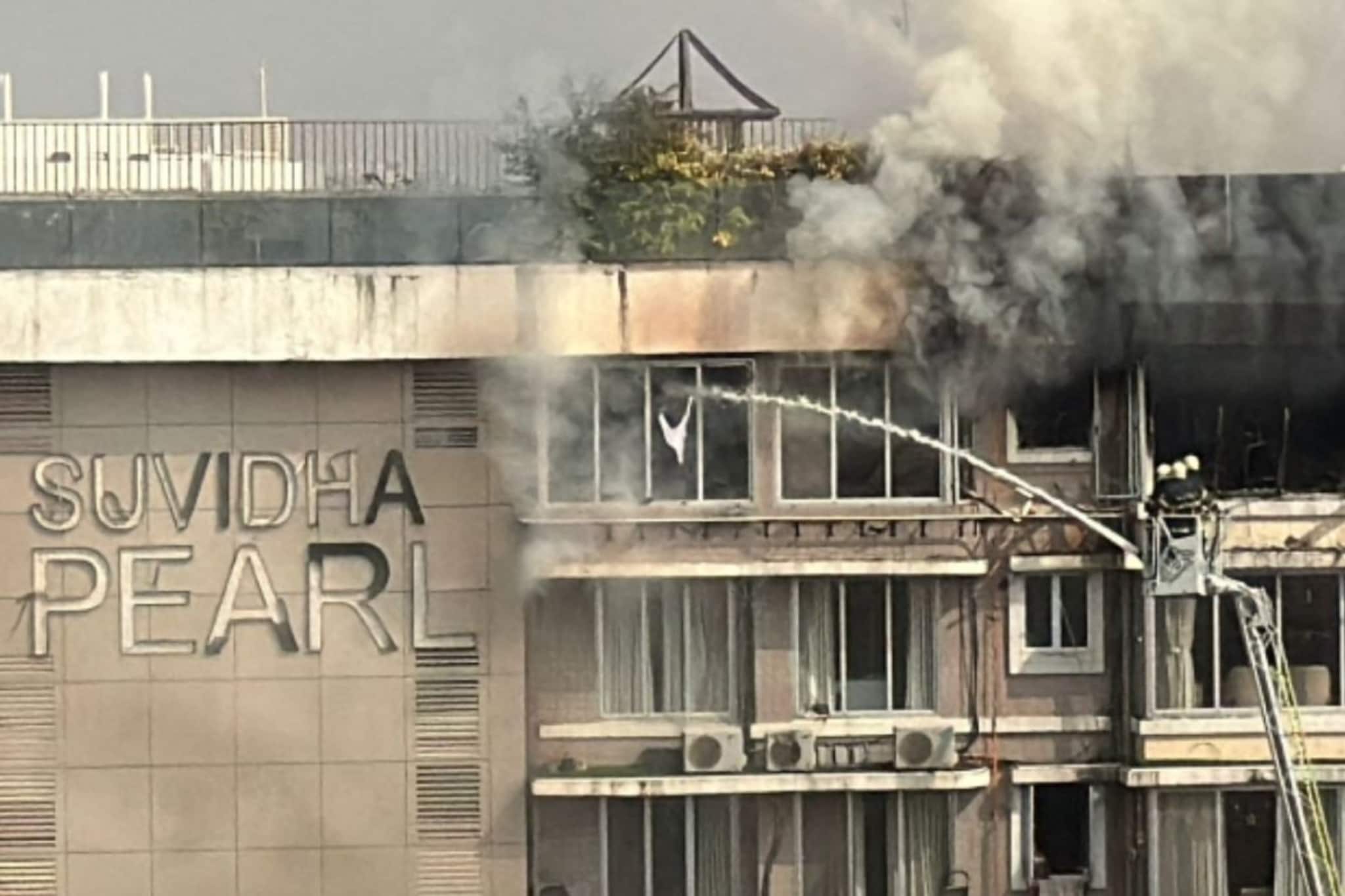 मुलाचं होतं दुसऱ्या दिवशी लग्न, आगीत होरपळून आईचा मृत्यू; मुंबईतील घटना