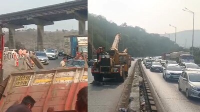 मुंबई पुणे एक्सप्रेस वे अपघात