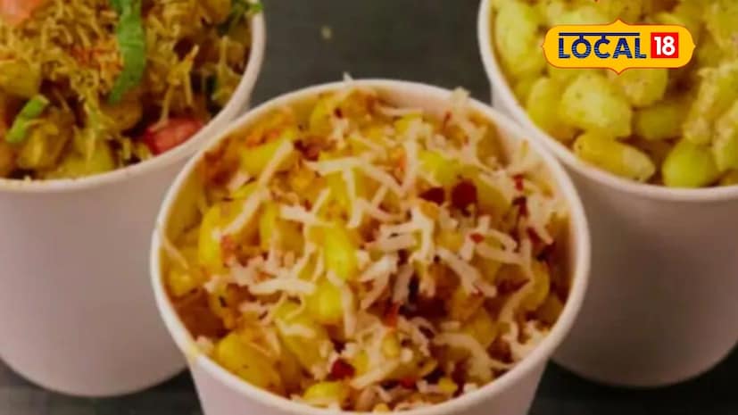 SNDT ते क्रॉस मैदान खाऊ गल्ली: मुंबईत एसएनडीटी हे प्रसिद्ध कॉलेज आहे. इथून क्रॉस मैदानपर्यंत असलेली खाऊ गल्ली मुंबईकरांचं आवडतं ठिकाण आहे. इथलं फास्ट फूड आणि चाट खाण्यासाठी नेहमीच गर्दी अशते. पावभाजी, आलू चाट, चायनीज मंच्युरियन, कॉर्न कॉब, मिल्कशेक, फ्रुट ज्यूस, आदी विविध पदार्थ इथं मिळतात. SNDT ते क्रॉस मैदान खाऊ गल्ली: मुंबईत एसएनडीटी हे प्रसिद्ध कॉलेज आहे. इथून क्रॉस मैदानपर्यंत असलेली खाऊ गल्ली मुंबईकरांचं आवडतं ठिकाण आहे. इथलं फास्ट फूड आणि चाट खाण्यासाठी नेहमीच गर्दी अशते. पावभाजी, आलू चाट, चायनीज मंच्युरियन, कॉर्न कॉब, मिल्कशेक, फ्रुट ज्यूस, आदी विविध पदार्थ इथं मिळतात.