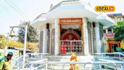 CCTV ची नजर चुकवली, देवाच्या देवळात 'पाप', नाशिकच्या घटनेनं खळबळ, काय घडलं? CCTV ची नजर चुकवली, देवाच्या देवळात 'पाप', नाशिकच्या घटनेनं खळबळ, काय घडलं?