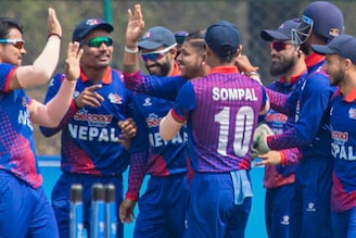 Nepal : वानखेडेवर जगाला दाखवून दिलं, इंग्लंडची धडधड वाढवणारे नेपाळचे 5 'बहादूर'!