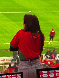 कॅनडाची मुलगी,5000 घेऊन मुंबईत आली;नाही बनू शकली अभिनेत्री,तरी कमावते कोटी रुपये