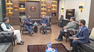 IND vs PAK मॅच होणार? लाहोरच्या गडाफी स्टेडियमवर वेगवान घडामोडी, पडद्यामागचा Photo लिक!