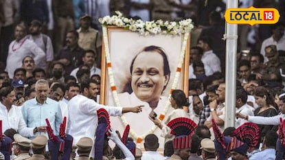 हजारो लोकांच्या उपस्थितीत चोरट्यांचा डल्ला (फाईल फोटो) हजारो लोकांच्या उपस्थितीत चोरट्यांचा डल्ला (फाईल फोटो)