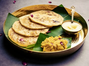 मिक्सरमध्ये पुरण वाटताना 'ही' चूक टाळा, म्हणजे पोळी फुटणार नाही