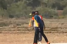 Ratnagiri : रन काढताना हार्ट अटॅक आला, Live मॅचमध्ये रत्नागिरीच्या क्रिकेटपटूचा मृत्यू, Video