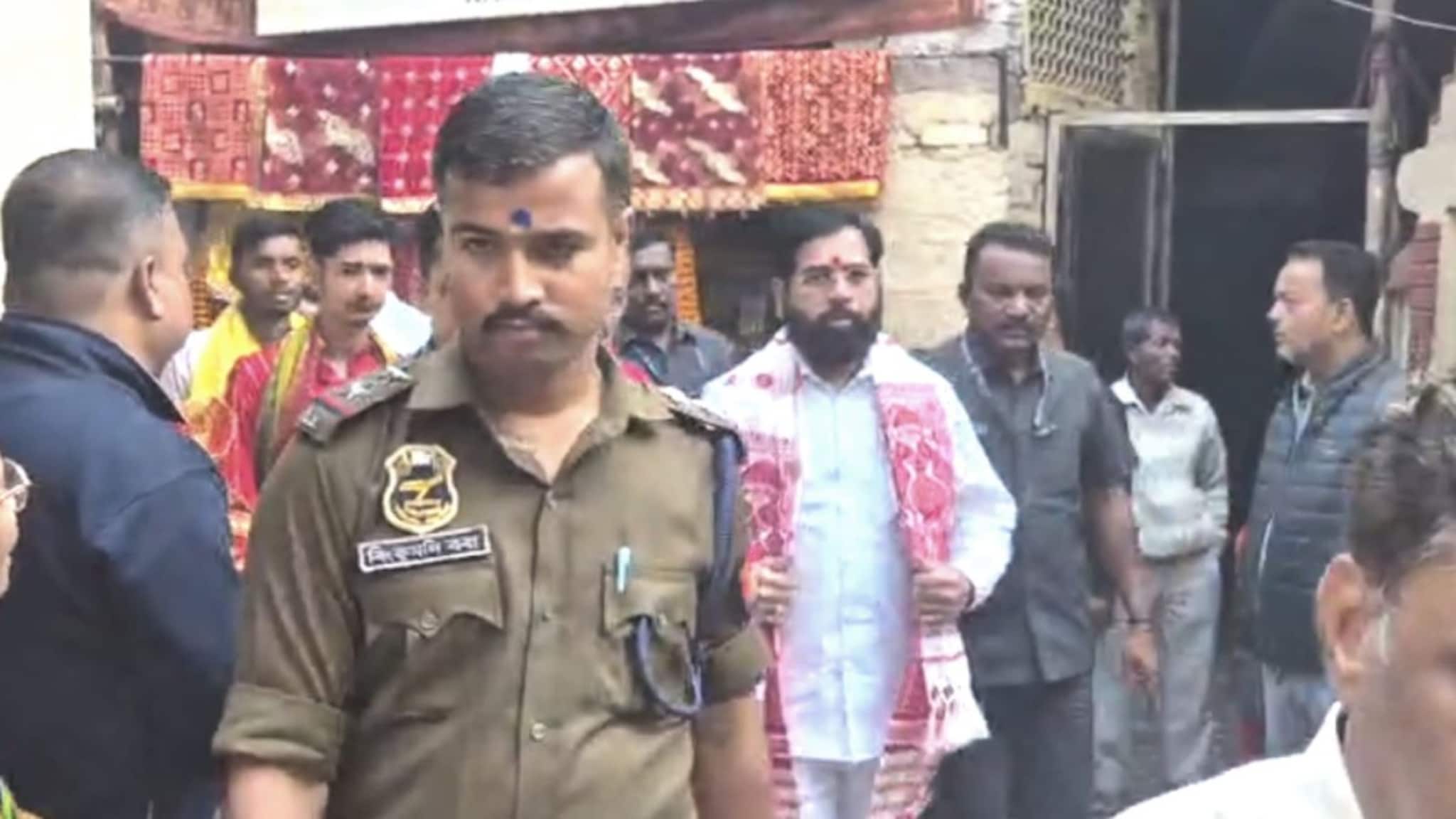 उपमुख्यमंत्री एकनाथ शिंदे गुवाहाटी दौऱ्यावर, कामाख्या देवीच्या परिसरातला VIDEO समोर