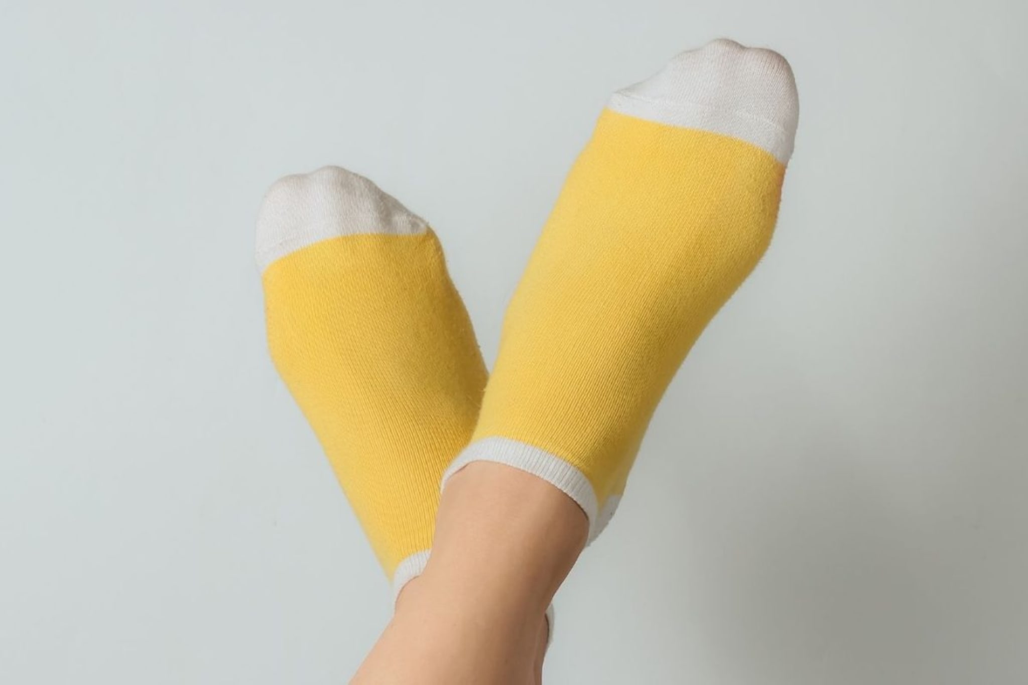 निरुपयोगी वाटणारे मोजे करतील कमाल; जाणून घ्या 5 भन्नाट उपयोग निरुपयोगी वाटणारे मोजे करतील कमाल; जाणून घ्या 5 भन्नाट उपयोग