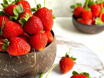 माहितीये? स्ट्रॉबेरीवर वापरतात जास्त कीटकनाशक! तज्ज्ञांनी सांगितले क्लीनिंग हॅक