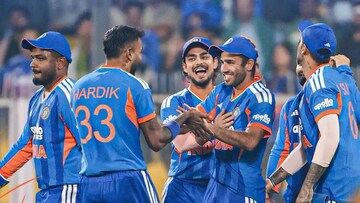 3 खेळाडू बेदम फोडणार, दोघं सांभाळणार... टीम इंडियाचा T20 वर्ल्ड कपचा प्लान लिक!