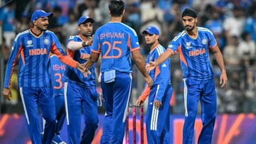 मोक्याच्या क्षणी टीम इंडियात 2 बदल, अभिषेक-सिराज बाहेर, प्लेइंग इलेव्हनमध्ये कोण