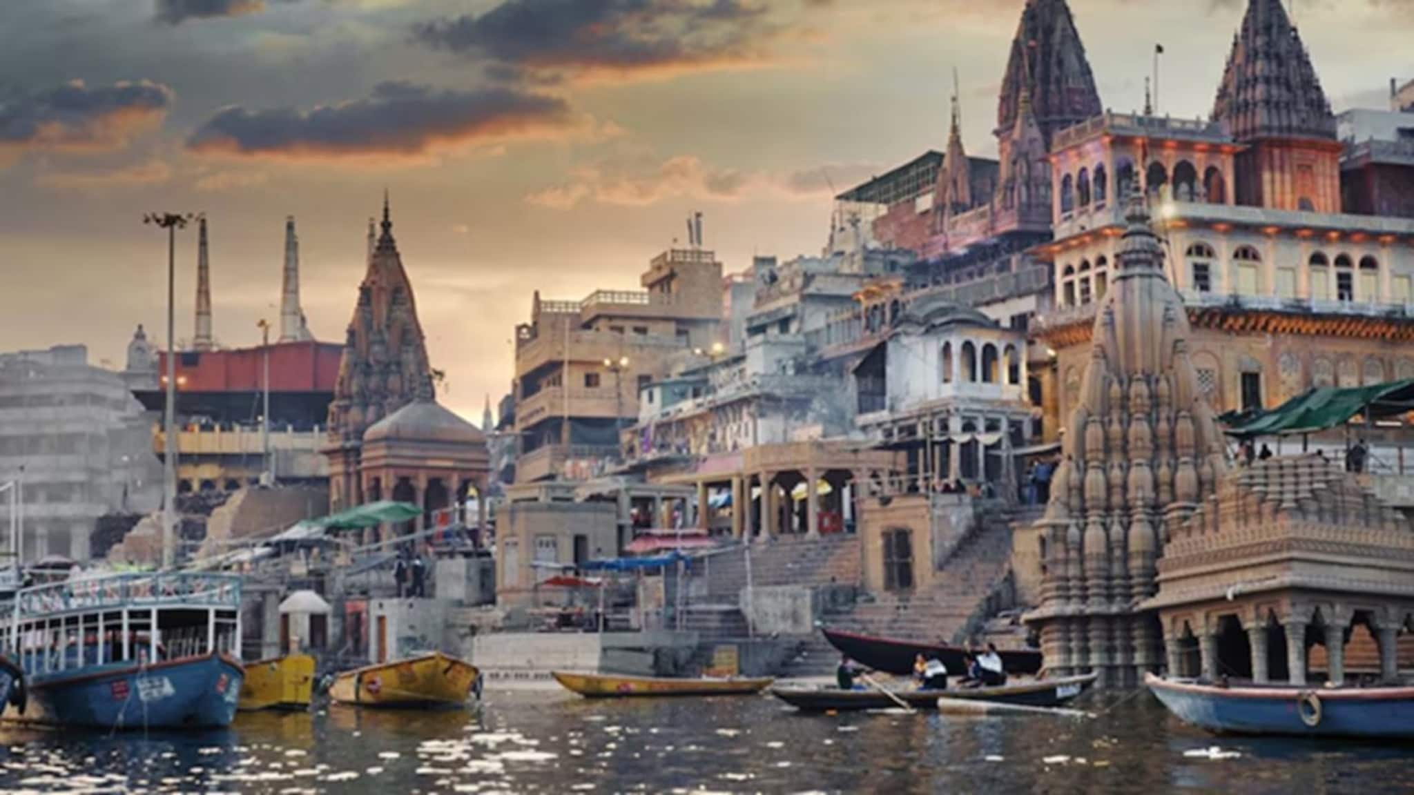 भारतातील ही 7 प्राचीन मंदिरे; फिरण्याची हौस असणाऱ्यांनी नक्की भेट द्यावी