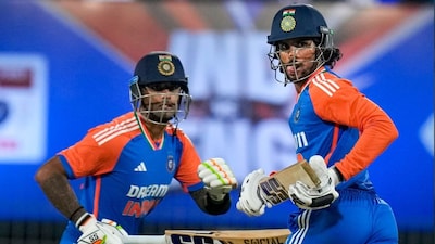 300 रन लांबच राहिले, नवख्या नामिबियाने टीम इंडियाला रोखलं, वर्ल्ड रेकॉर्ड नाहीच!