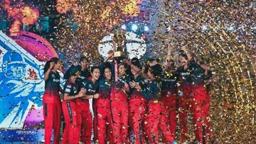 WPL Final : स्मृतीची आरसीबी जिंकली, पण ऑरेंज आणि पर्पल कॅप कुणाला मिळाली?