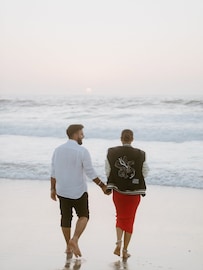 साखरपुड्याच्या 5 महिन्यांनी पवित्रा पुनियाने शेअर केला लिपलॉक करतानाचा फोटो