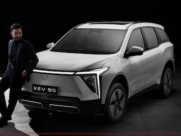EV मार्केटमध्ये धमाका! XEV 9S ने Nexon सह Windsor ला चारली धूळ, विक्रीत ठरली अव्वल EV मार्केटमध्ये धमाका! XEV 9S ने Nexon सह Windsor ला चारली धूळ, विक्रीत ठरली अव्वल