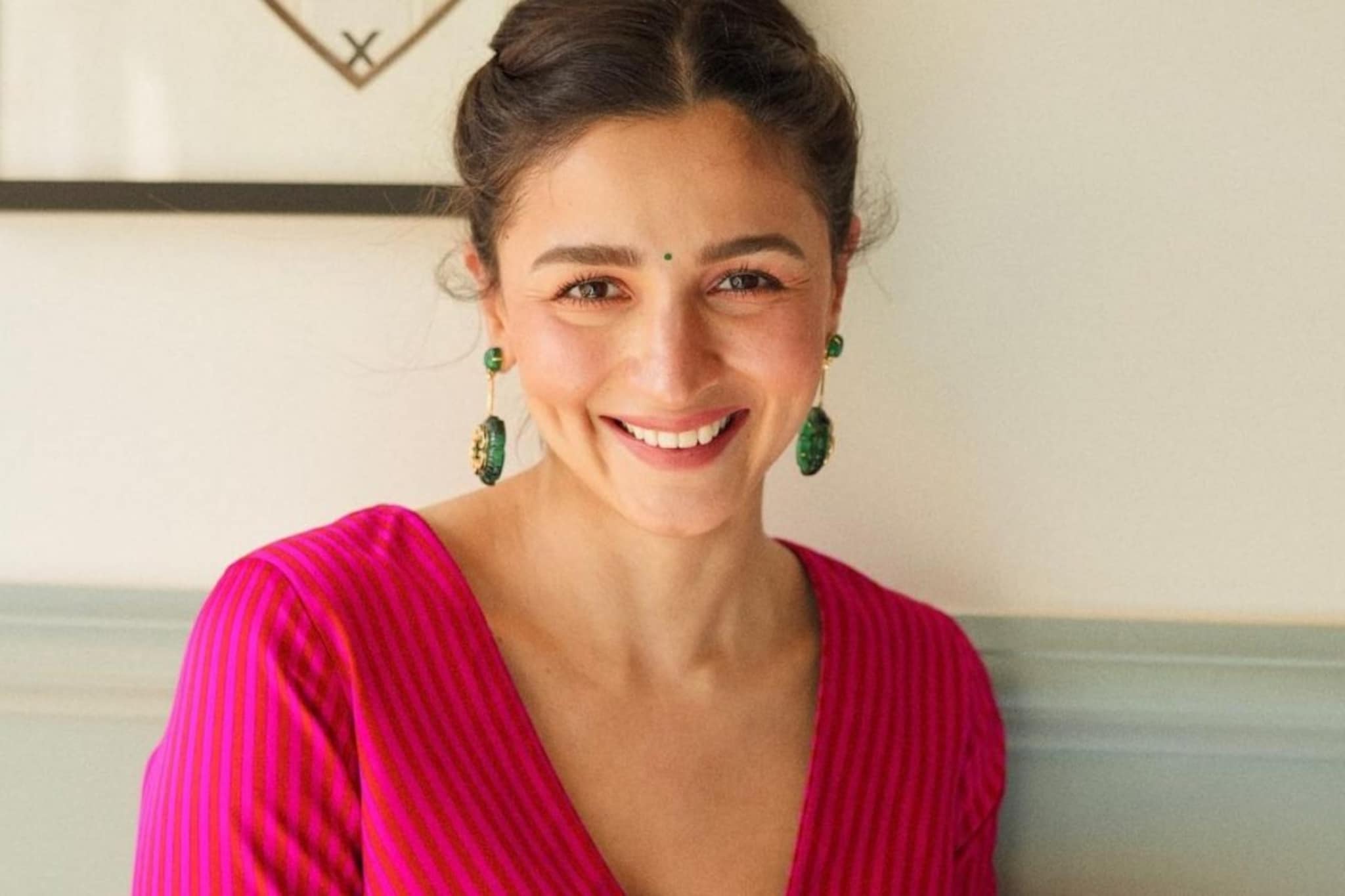 बेबी झाला! स्वत:च्या वाढदिवशीच आलिया भट्टने दिली Good News, नावही सांगितलं बेबी झाला! स्वत:च्या वाढदिवशीच आलिया भट्टने दिली Good News, नावही सांगितलं