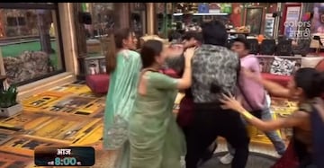 आम्हाला न्याय द्या! RB च्या फॅमिलीने जोडले हात; Bigg Boss Marathi 6 च्या घरात राकेशशी राडा विशालला भोवणार आम्हाला न्याय द्या! RB च्या फॅमिलीने जोडले हात; Bigg Boss Marathi 6 च्या घरात राकेशशी राडा विशालला भोवणार