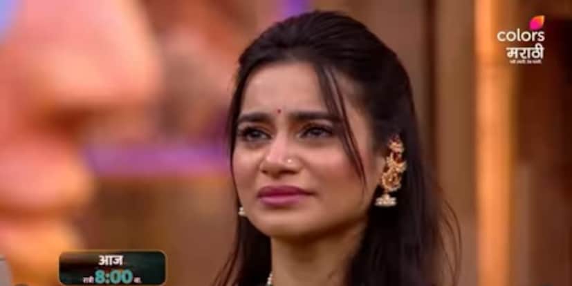 बिग बॉस मराठी 6 च्या घरातील सदस्यांना या आठवड्यात सरप्राइझ मिळालं. ते म्हणजे त्यांचं खरं कुटुंब त्यांना भेटायला आलं. त्यामुळे एरवी बिग बॉसच्या घरात दिसणारी वाद, भांडणं तात्पुरती थांबली आणि घरात प्रेम बहरलं. बिग बॉस मराठी 6 च्या घरातील सदस्यांना या आठवड्यात सरप्राइझ मिळालं. ते म्हणजे त्यांचं खरं कुटुंब त्यांना भेटायला आलं. त्यामुळे एरवी बिग बॉसच्या घरात दिसणारी वाद, भांडणं तात्पुरती थांबली आणि घरात प्रेम बहरलं.