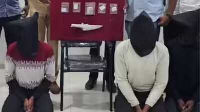 बारामती में कपल को लूटने वाली गैंग का पर्दाफाश; 3 गिरफ्तार, 3 लाख की लूट बरामद.