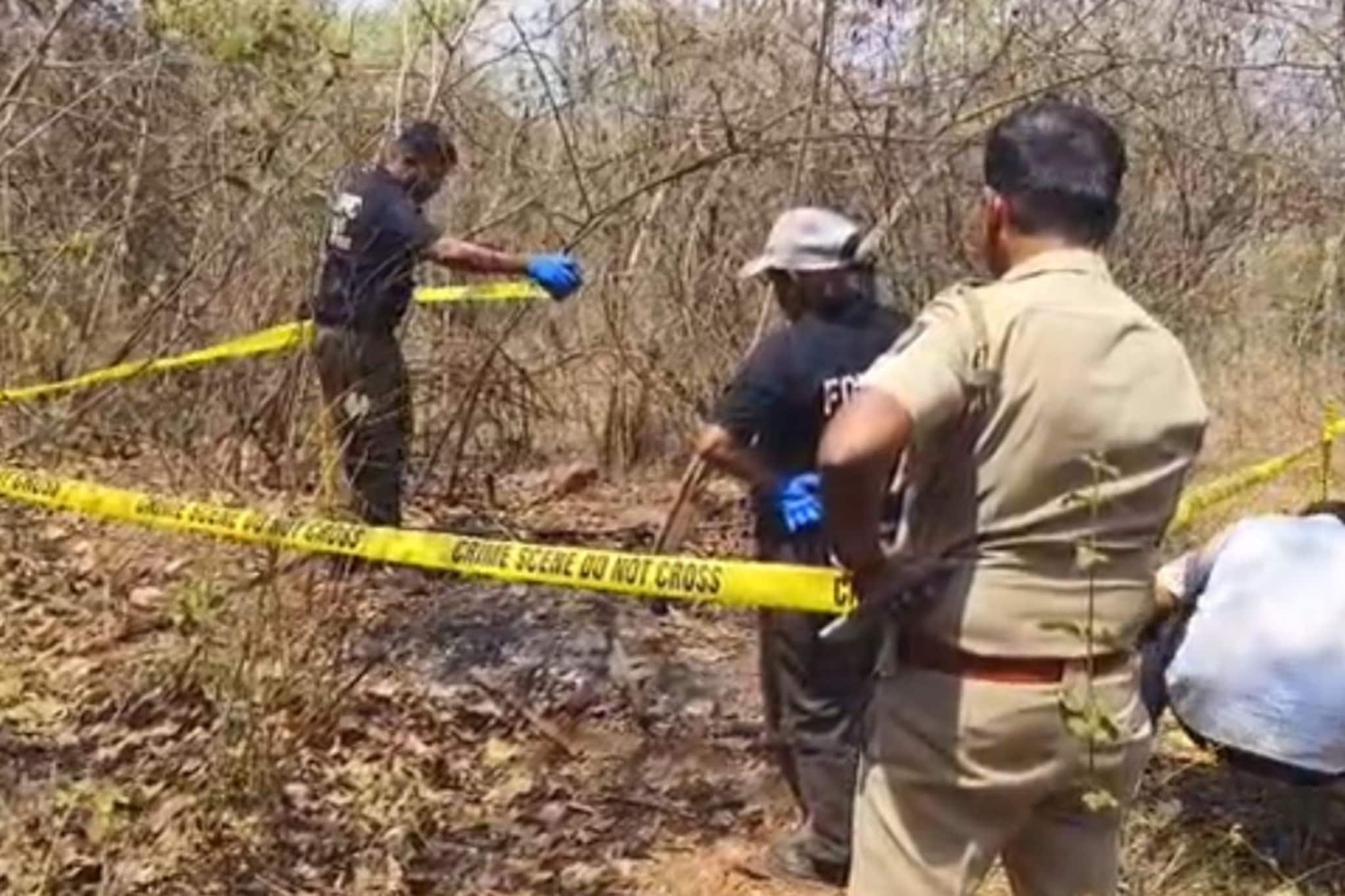 कोकण हादरलं निळ्या बॅगेत चिमुकला मृतदेह कोंबून हापूस आंब्याच्या बागेत पेटवला, दीड महिना सडत होती बॉडी 