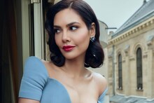 अबू धाबीमध्ये अडकलेली अभिनेत्री ईशा गुप्ता सुरक्षित भारतात परतली, पोस्ट शेअर करत सांगितली आपबीती