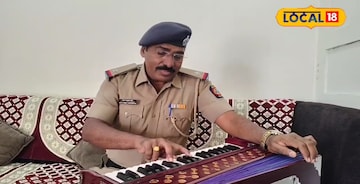 ‎वर्दीतला