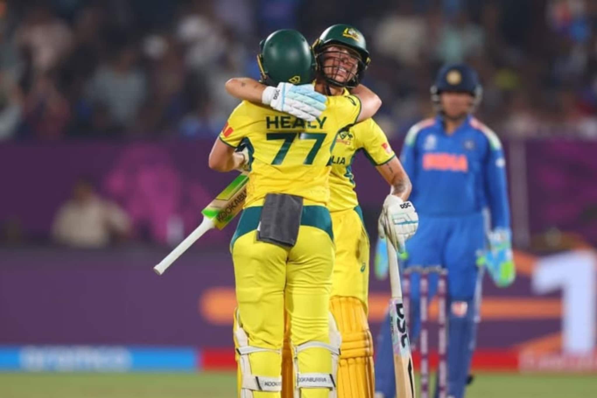 टीम इंडियाने 120 बॉलमध्येच मॅच हारली, कॅप्टन एकटीच पुरुन उरली, ऑस्ट्रेलियाकडून ल टीम इंडियाने 120 बॉलमध्येच मॅच हारली, कॅप्टन एकटीच पुरुन उरली, ऑस्ट्रेलियाकडून ल