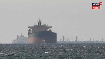 इराण-इस्रायल युद्धाच्या आगीत भारतीय नौदलाचा 'चक्रव्यूह', होर्मुझमध्ये दोन युद्धनौका तैनात, काय आहे प्लॅन?