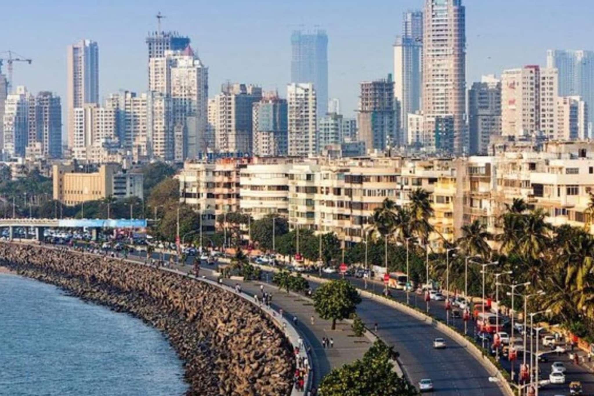 48 तासांत वातावरण बदललं, छत्री नको, पुन्हा एसी लावा; पुढच्या दोन दिवसांसाठी दिला यलो अलर्ट