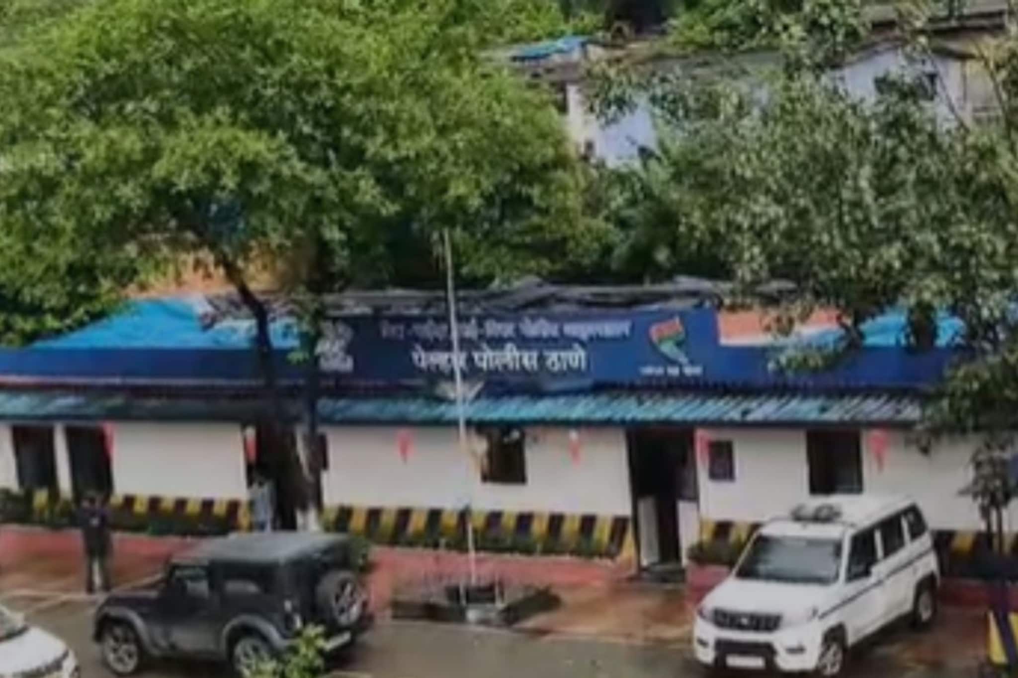    विरारमध्ये डोकं नसलेला मृतदेह पोत्यात आढळला, टॅटूमुळे नाव समोर; आंबे पाडा हादरला 