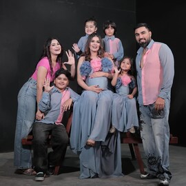 बिग बॉस फेम इन्फ्लूएन्सरच्या बायकोचं सवतीसोबतच Maternity Photoshoot!
