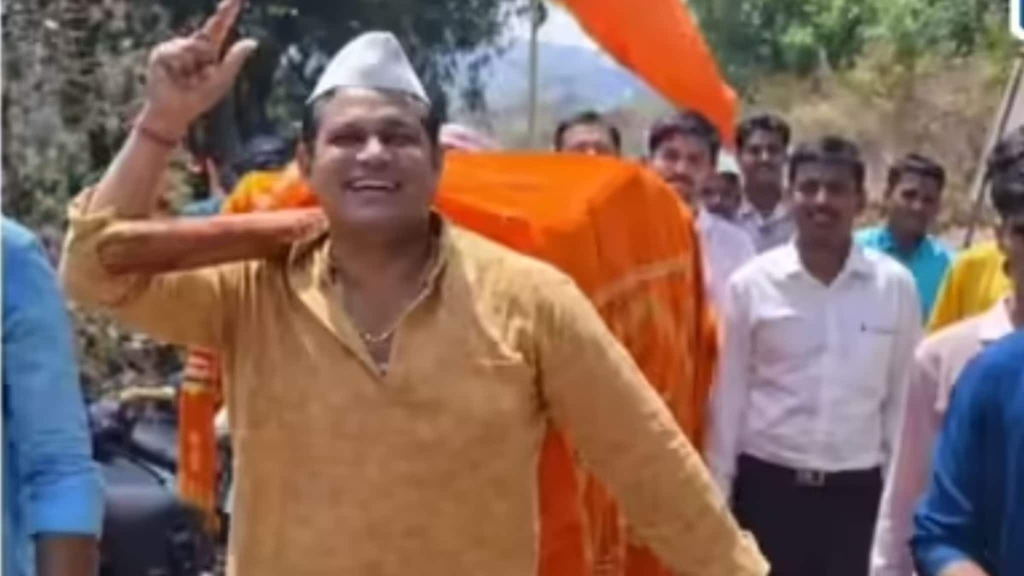 शिमग्याला कोकणात गेले,  रात्रभर पालखी नाचवली; सकाळ होताचं अख्ख गाव हादरलं