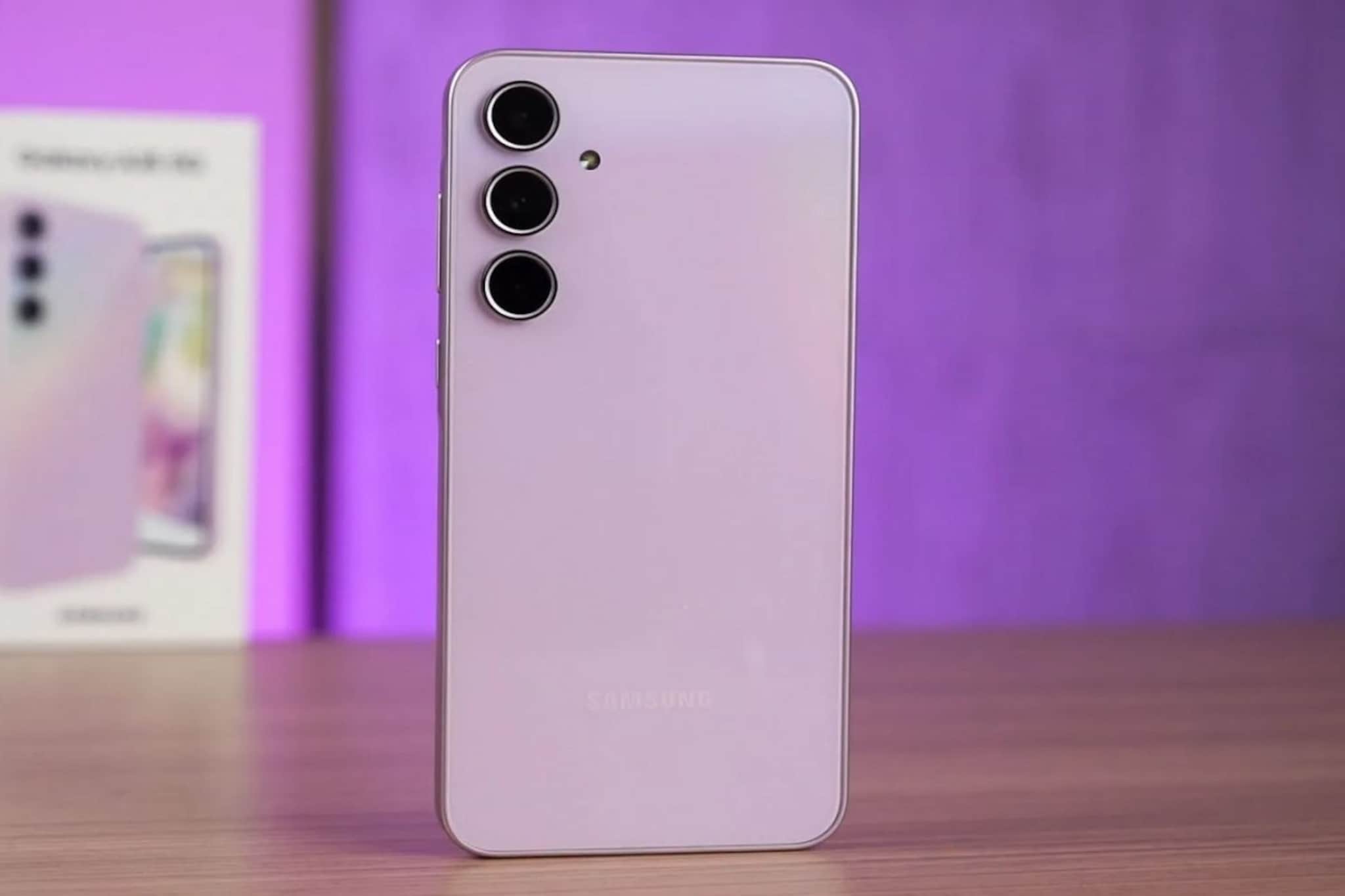 Samsung Galaxy A35 फोनवर तब्बल 13 हजारांची सूट! सोडू नका संधी, पाहा कुठे सुरूये ऑफर 