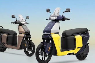 मार्केटमध्ये आली जबरदस्त रेंजची Electric Scooter! किंमत फक्त 49,999 रुपये 