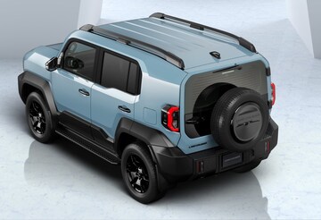 Mini Fortunerचा मार्केटमध्ये धुमाकूळ! मोठ्या SUV लाही मागे टाकतात फीचर्स 