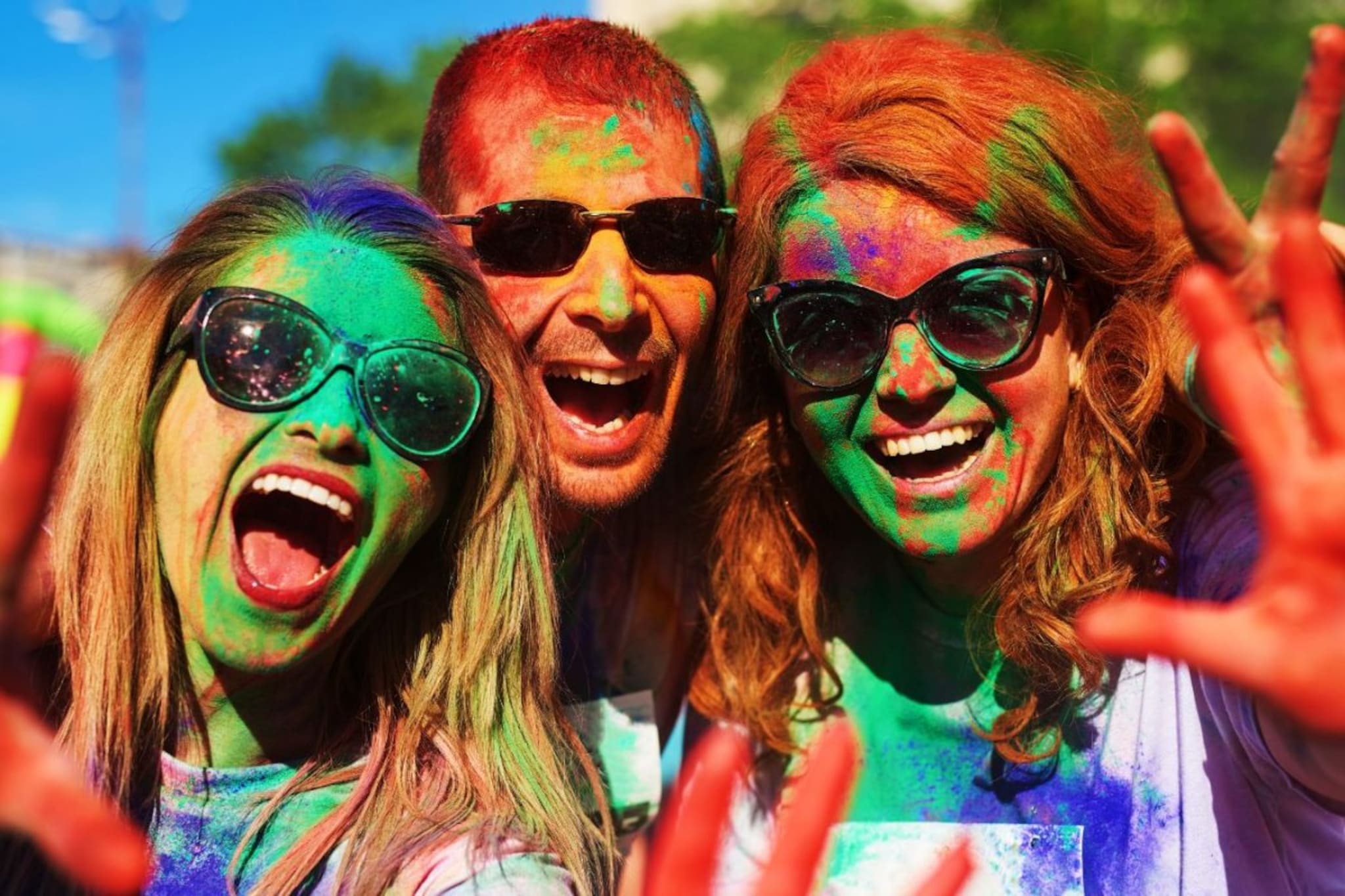 होळीदरम्यान सौदी अरबमध्ये 'या' चुकीला नसते माफी; दिसताच केली जाते कडक कारवाई होळीदरम्यान सौदी अरबमध्ये 'या' चुकीला नसते माफी; दिसताच केली जाते कडक कारवाई