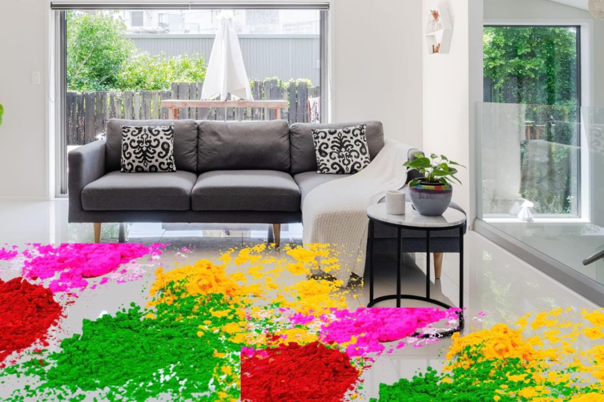 मार्बल टाइल्सवर रंगाचे डाग पडलेत? चिंता सोडा, 'या' युक्तीने चुटकीसरशी होतील साफ मार्बल टाइल्सवर रंगाचे डाग पडलेत? चिंता सोडा, 'या' युक्तीने चुटकीसरशी होतील साफ