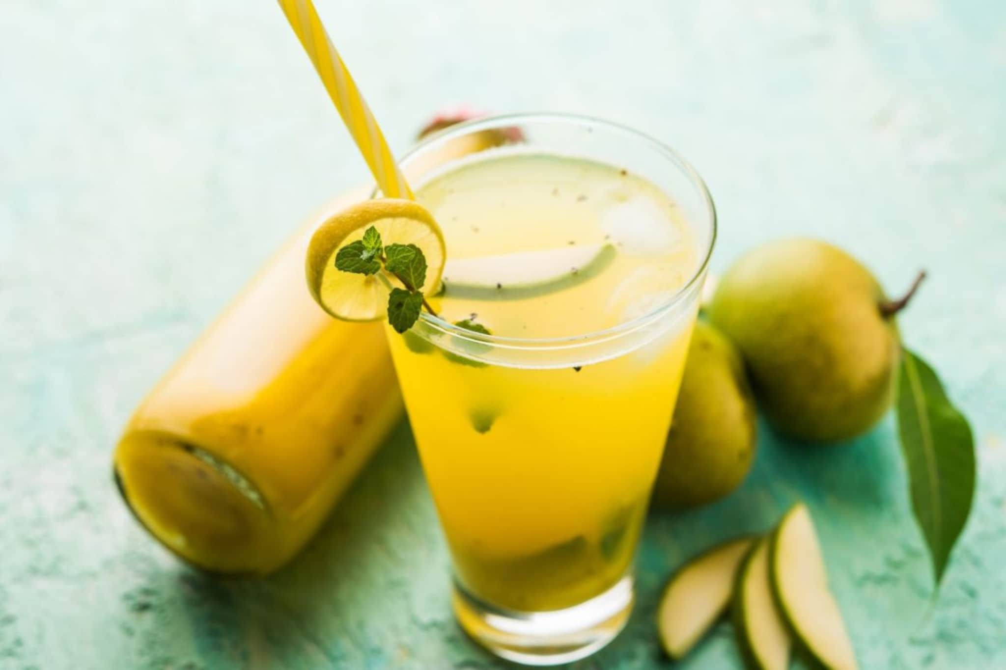 Summer Drink : उन्हाळ्यात कोल्ड्रिंकचा मारा नको, या खास घरगुती पेयांनी करा डिहायड्रेशनपासून रक्षण Summer Drink : उन्हाळ्यात कोल्ड्रिंकचा मारा नको, या खास घरगुती पेयांनी करा डिहायड्रेशनपासून रक्षण