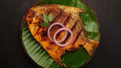 भरलेला पापलेट बनवण्याची पद्धत.. 