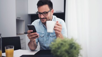 'या' ग्लासभर पाण्याने बदलेल तुमचं आयुष्य; उजळेल सौंदर्य, शरीरही राहील निरोगी!   