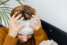Migraine : बदलत्या हवामानामुळे वाढतो मायग्रेनचा त्रास, काळजी घेण्यासाठी मेंदूविकार तज्ज्ञांनी दिल्यात महत्त्वाच्या सूचना